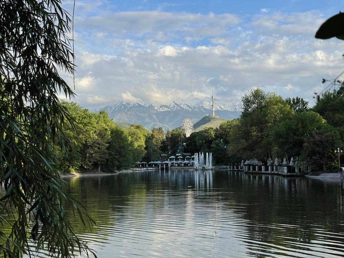 Апартаменты #3 Almaty Exteriér fotografie